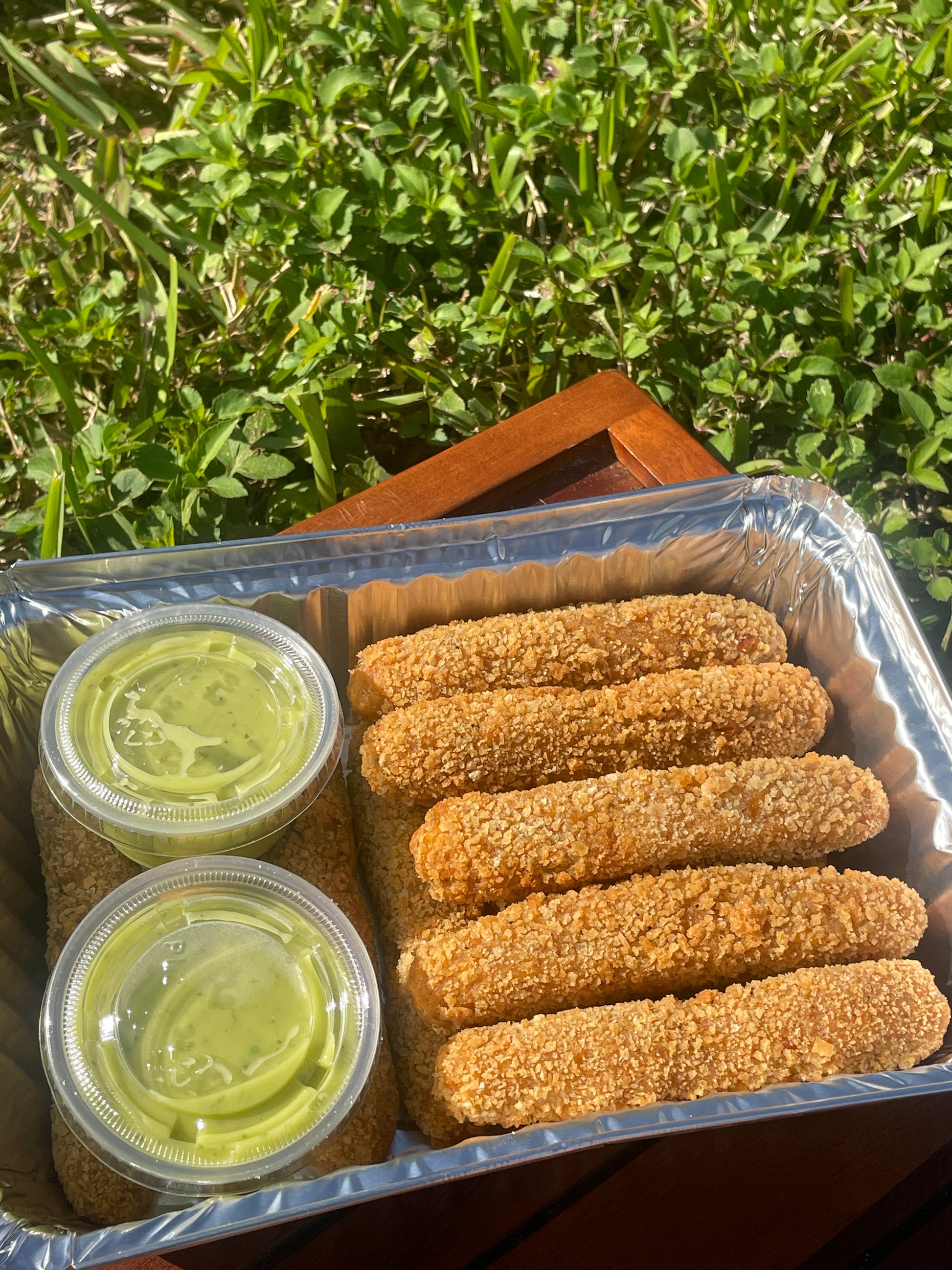 Cuban Style Croqueta 
Paired with Lime Cilantro Sauce